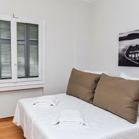 Warm Apartment At Exarchia 1 Bed 2 Pers Ateny Zewnętrze zdjęcie